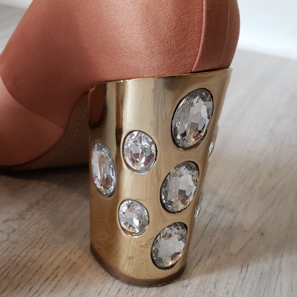 💥Tory Burch Ciara Pump - Picture 2 of 8